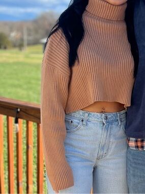 Cropped tan sweater